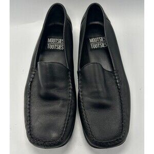 MOOTSIES TOOTSIES Black Leather Slip-On Royal Moccasins~Flat Loafers-Womens Sz 7